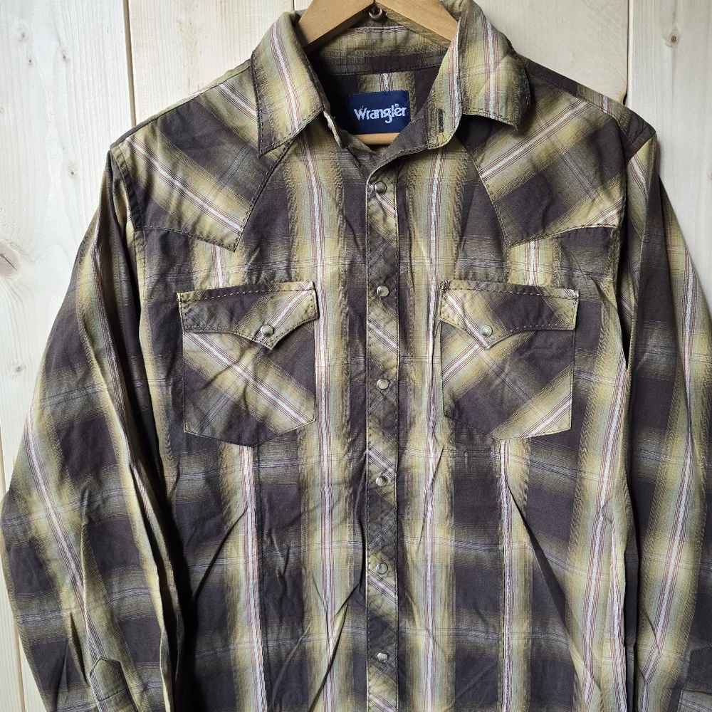 Wrangler Western Long Sleeve Pearl Snap Button Up Plaid Shirt Mens - Picture 2 of 8